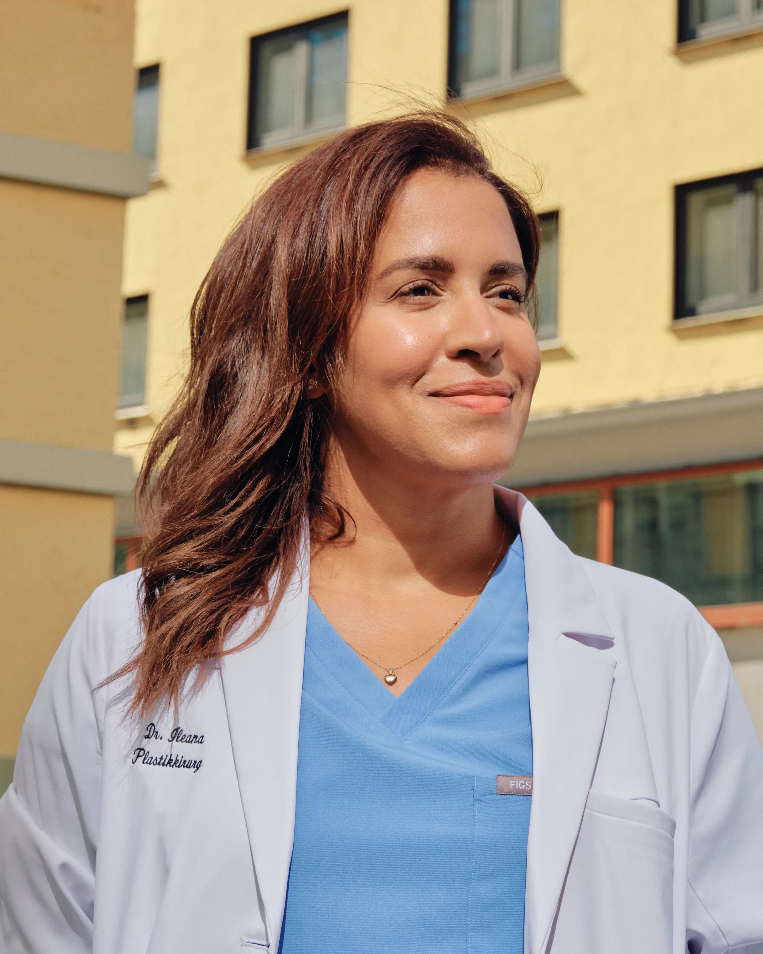 Dr. Ileana Rodríguez Standal ser mot kameraet.